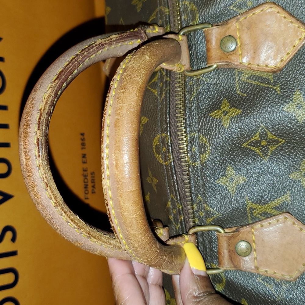 Authentic Vintage Louis Vuitton Monogram Speedy 30 GUC - Picture 10 of 10